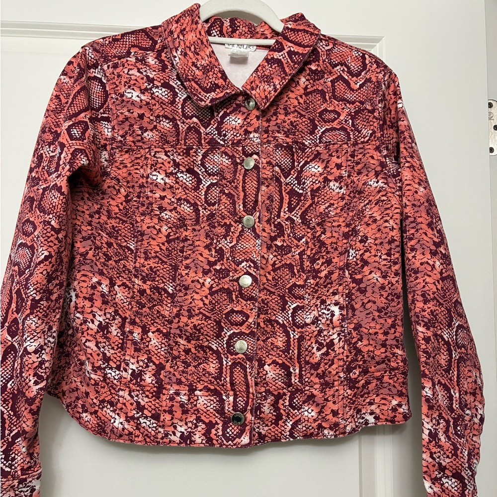 VENUS Burgundy and Coral Patterned Denim Jacket